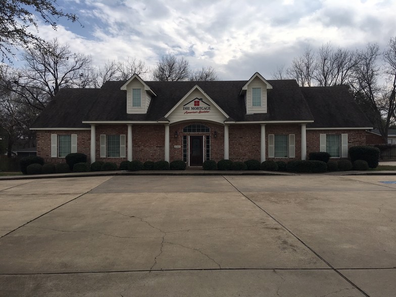 2305 Birdcreek Ter, Temple, TX for lease - Building Photo - Image 1 of 5