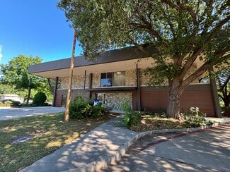 More details for 414 W Parkway St, Denton, TX - Office for Sale
