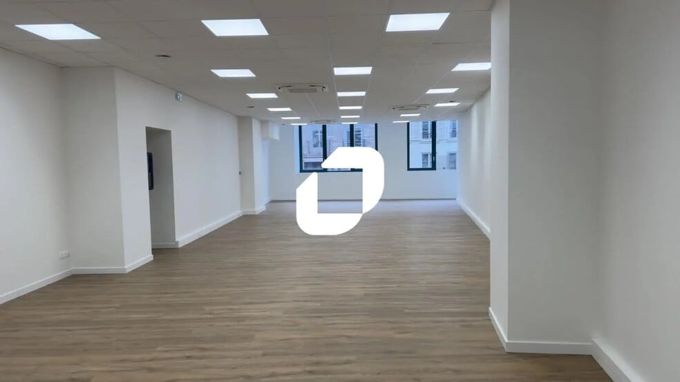 1 Rue Des Dominicains, Strasbourg for lease - Interior Photo - Image 1 of 7