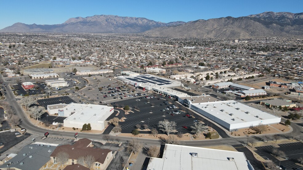 11110-11150 Lomas Blvd NE, Albuquerque, NM for lease - Building Photo - Image 2 of 4