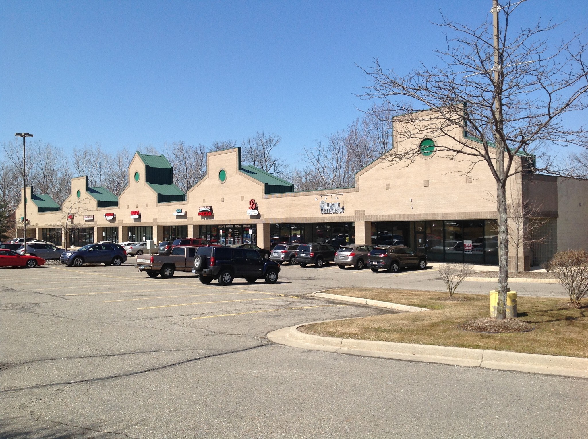 1754 Central Park Dr, Okemos, MI for lease Building Photo- Image 1 of 2