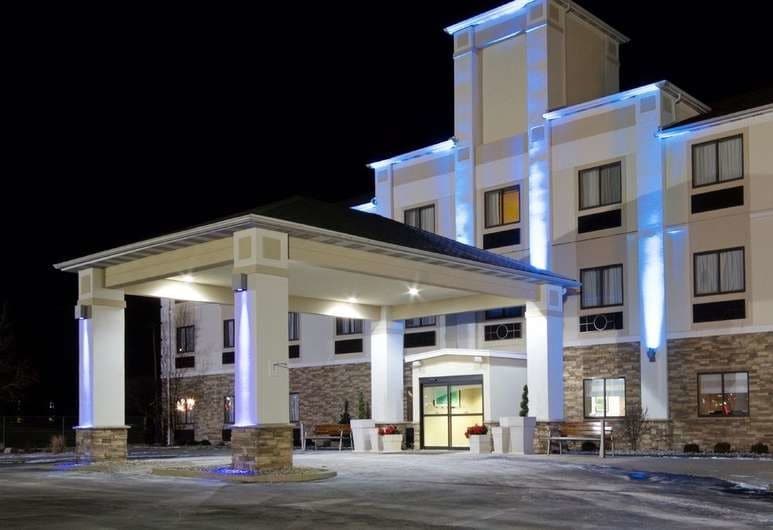 1077 W US 223, Adrian, MI for sale Primary Photo- Image 1 of 9