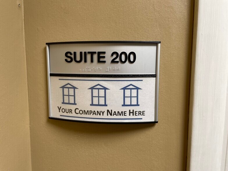 4415-4427 E 31st St, Tulsa, OK à louer - Photo intérieure - Image 3 de 10