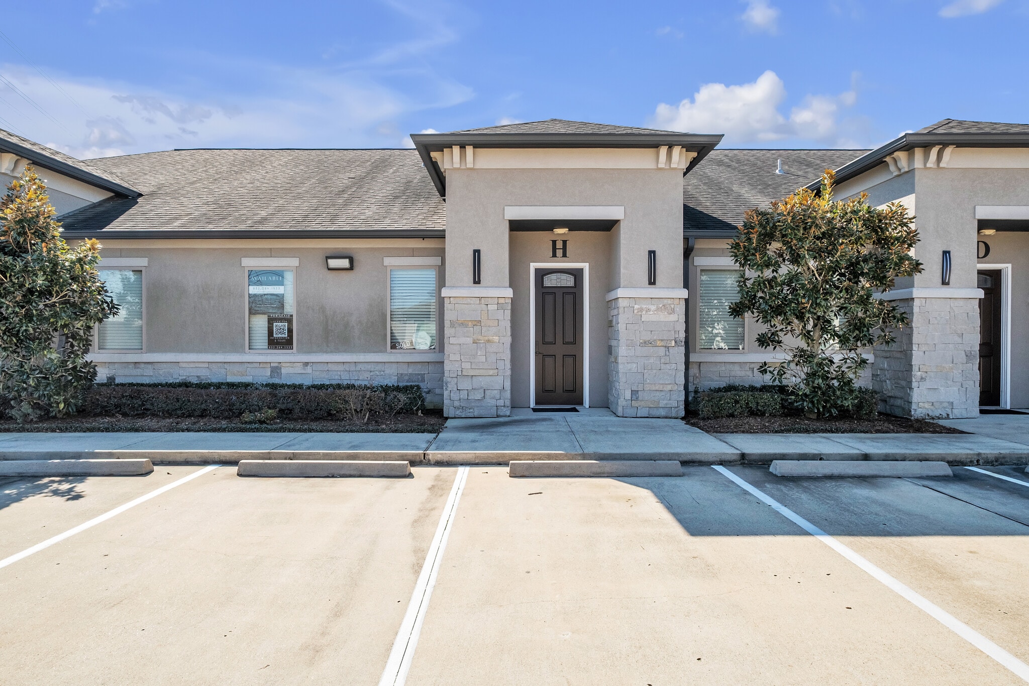 12262 Queenston Blvd, Houston, TX à louer Photo du bâtiment- Image 1 de 14