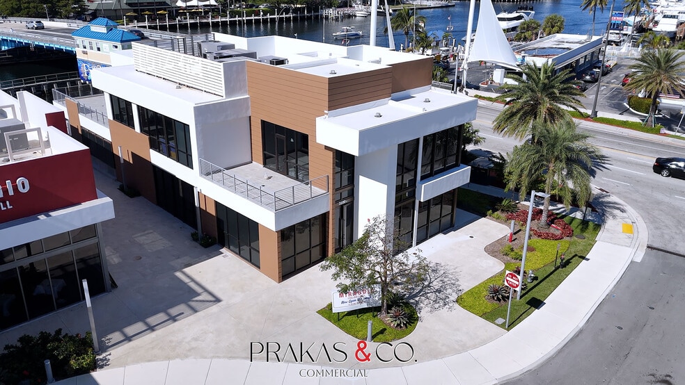 105 Hibiscus Ave, Pompano Beach, FL for lease - Building Photo - Image 3 of 12