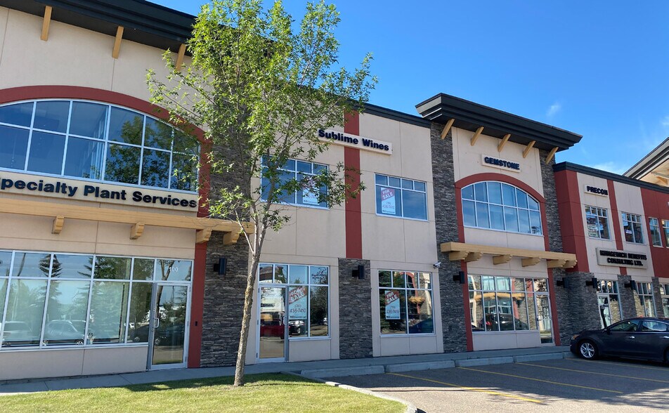 160 Broadway Blvd, Sherwood Park, AB à vendre - Photo du bâtiment - Image 2 de 2