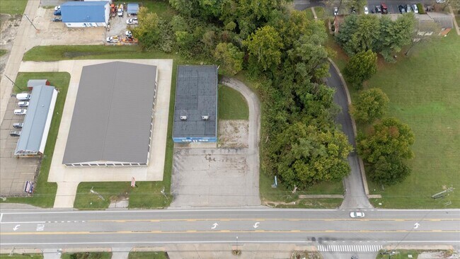 More details for 516 Washington St, Ravenswood, WV - Retail for Sale