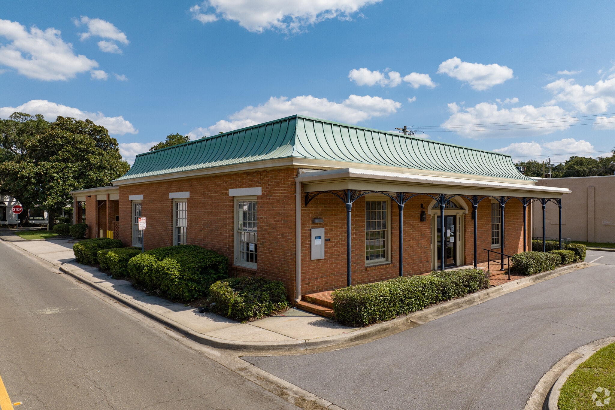 2505 Abercorn St, Savannah, GA for lease Primary Photo- Image 1 of 22
