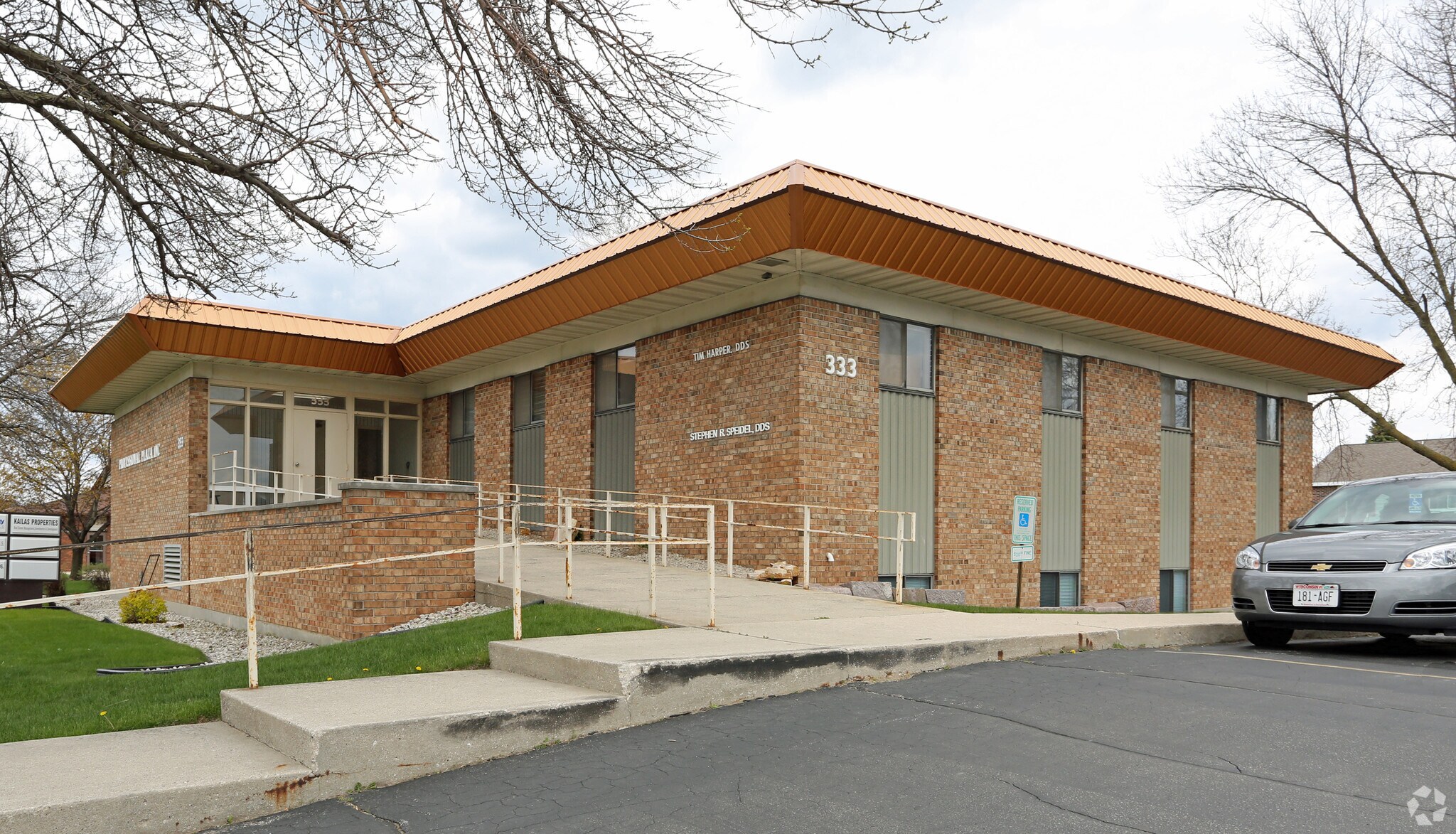 333 N Peters Ave, Fond Du Lac, WI à vendre Photo du bâtiment- Image 1 de 6