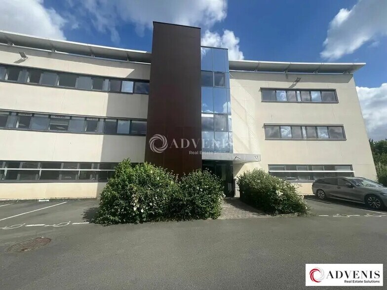 Office in Wasquehal for sale - Building Photo - Image 1 of 7