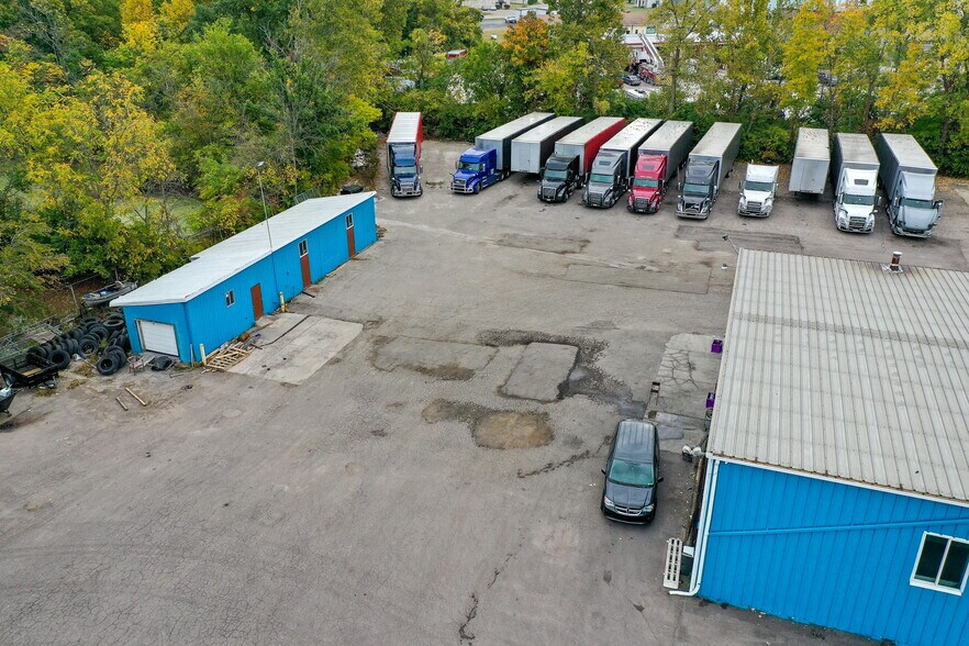 4205 Lisa Dr, Tipp City, OH for lease - Building Photo - Image 2 of 30