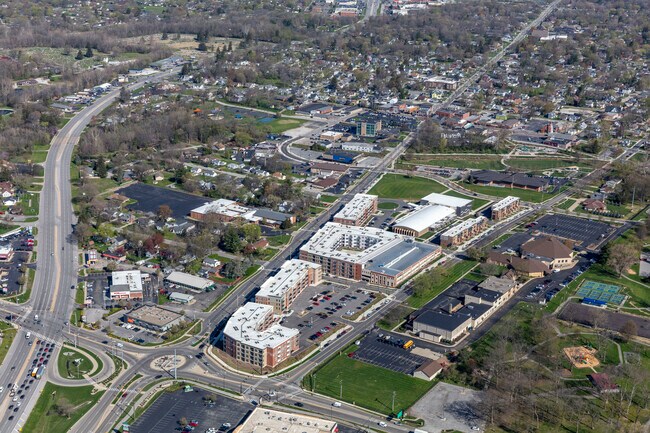 More details for 523 S Madison Ave, Greenwood, IN - Retail for Lease