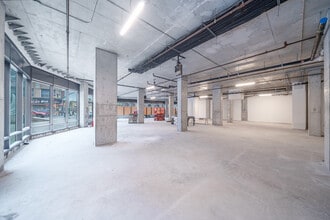 1725 Village Ln, Far Rockaway, NY à louer Photo intérieure- Image 2 de 4