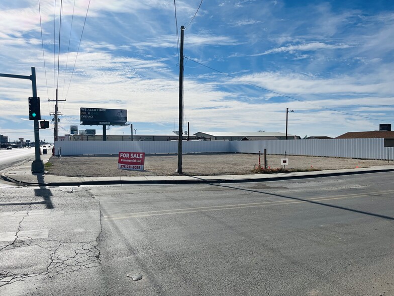 3101 & 3103 National Parks Highway, Carlsbad, NM à vendre - Photo du bâtiment - Image 1 de 1