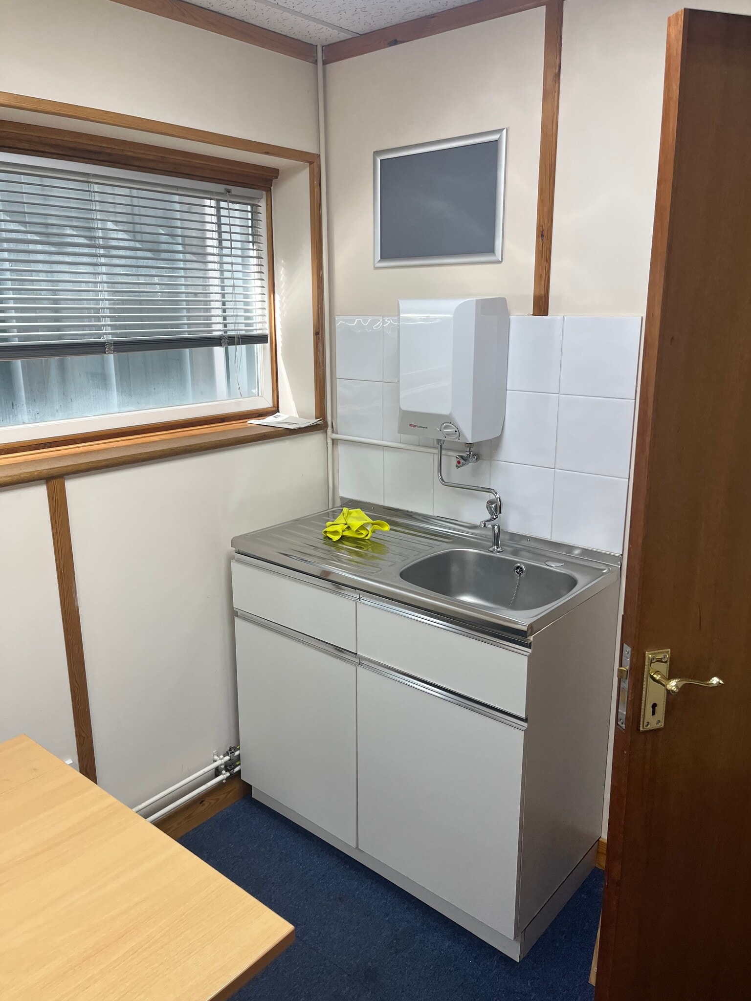41-45 Lind Rd, Sutton for lease Interior Photo- Image 1 of 9