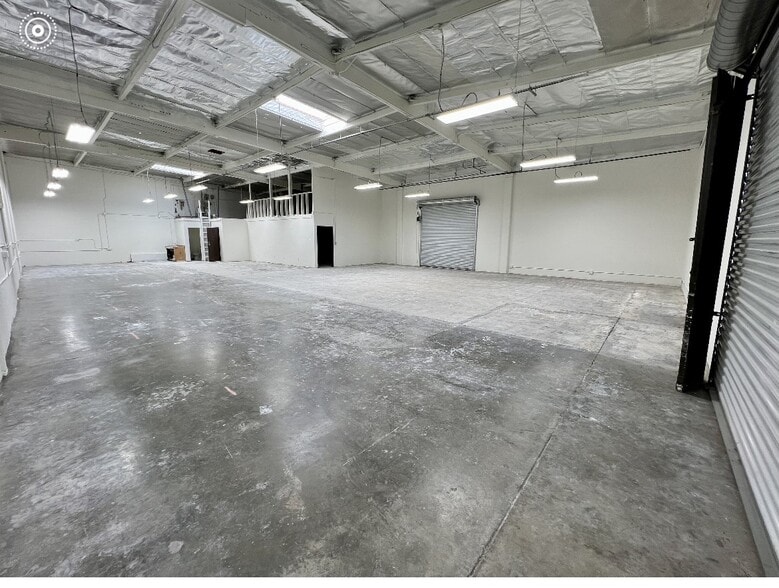 1514-1516 E Edinger Ave, Santa Ana, CA for lease - Building Photo - Image 3 of 8