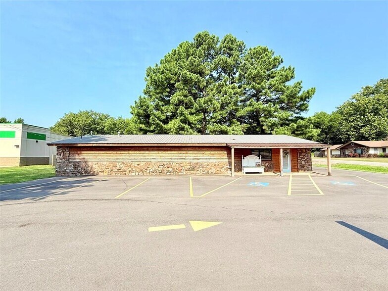 11442 SR 27, Hector, AR à vendre - Photo du bâtiment - Image 3 de 34