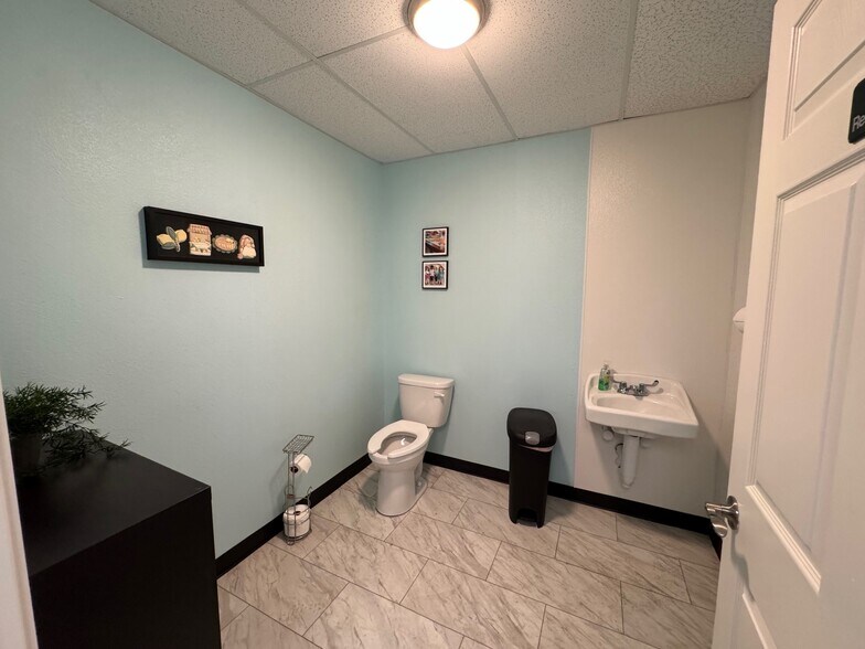 3537 Gilmer Rd, Longview, TX à louer - Photo intérieure - Image 3 de 5