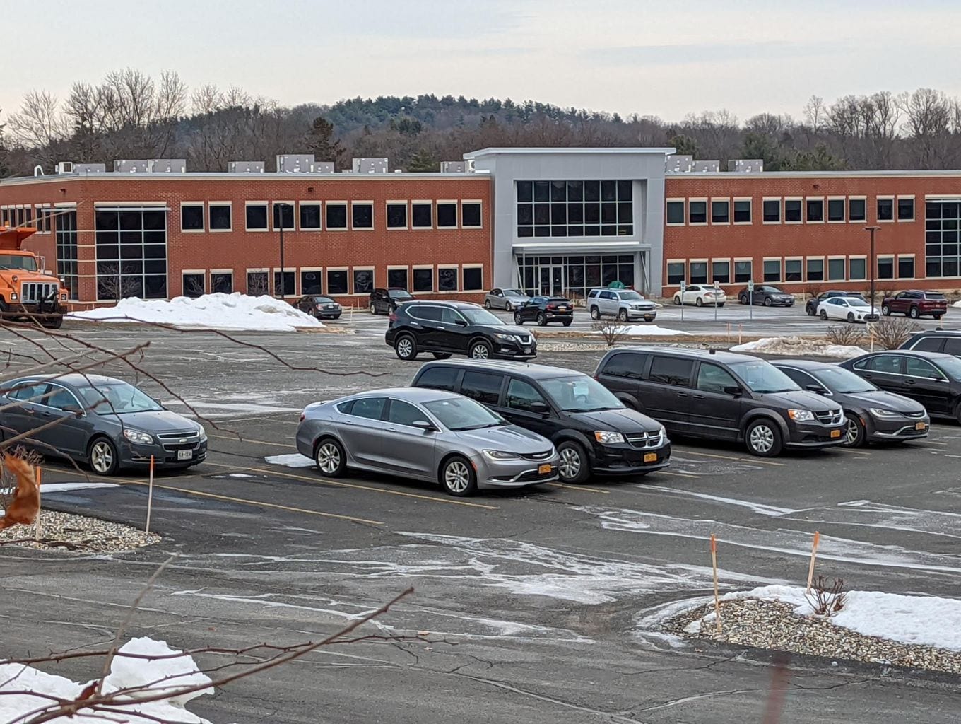 15 Tech Valley Dr, East Greenbush, NY for lease Primary Photo- Image 1 of 11