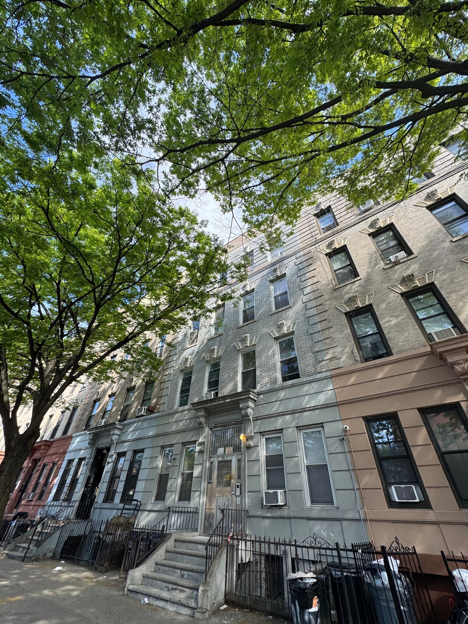 5015 4th Ave, Brooklyn, NY à vendre Aérien- Image 1 de 6