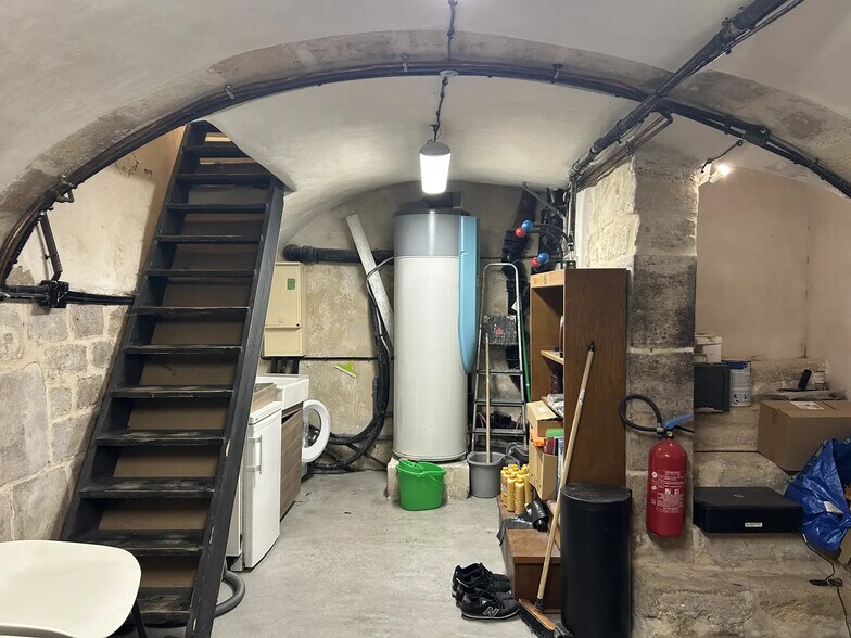 Commerce de détail dans Paris à vendre - Photo du bâtiment - Image 2 de 5