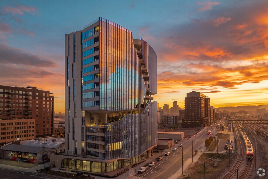 3930 Blake St, Denver, CO for lease - Building Photo - Image 2 of 31