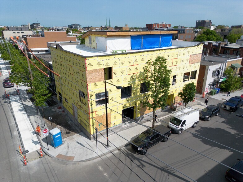 95 Rue Saint-Zotique O, Montréal, QC à louer - Aérien - Image 3 de 3