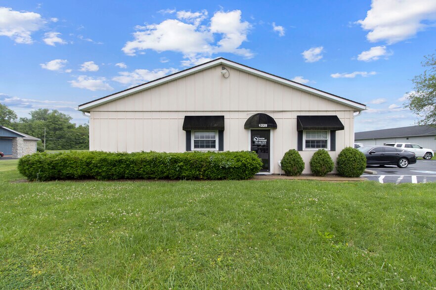 1225 Ransdell Ct, Lebanon, IN à louer - Photo du bâtiment - Image 2 de 37