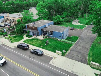Plus de détails pour 14 E State St, North Aurora, IL - Bureau/Commerce de détail à louer