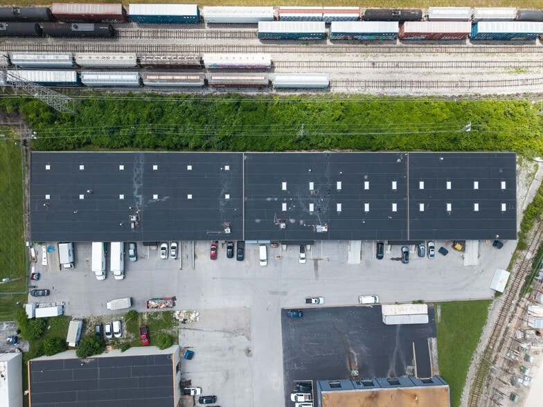 10240-10256 Page Industrial Blvd, Saint Louis, MO for lease - Building Photo - Image 3 of 3