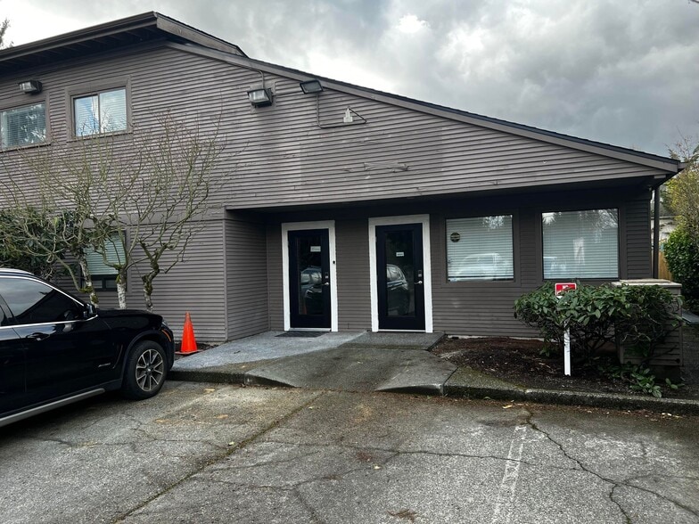 16418 7th Pl W, Lynnwood, WA for lease - Building Photo - Image 1 of 9