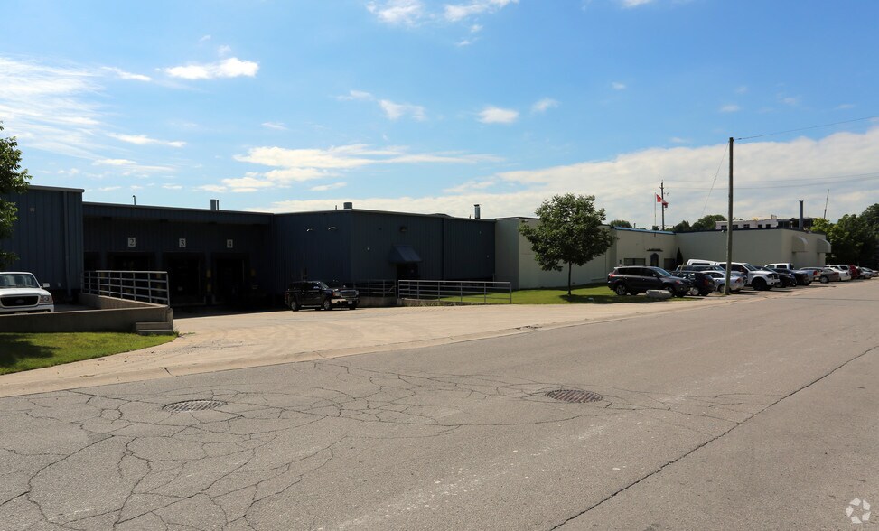 47 Head St, Hamilton, ON for sale - Building Photo - Image 2 of 3