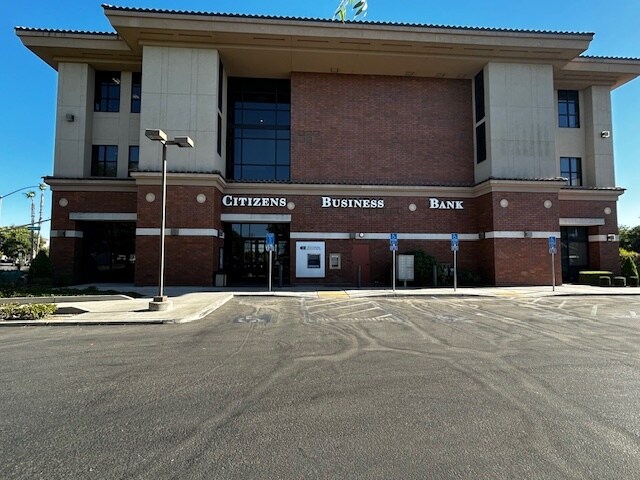 More details for 2001 Howard Rd, Madera, CA - Office for Lease