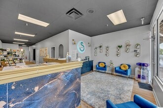 7050-7088 Charlotte Pike, Nashville, TN for lease Building Photo- Image 1 of 4