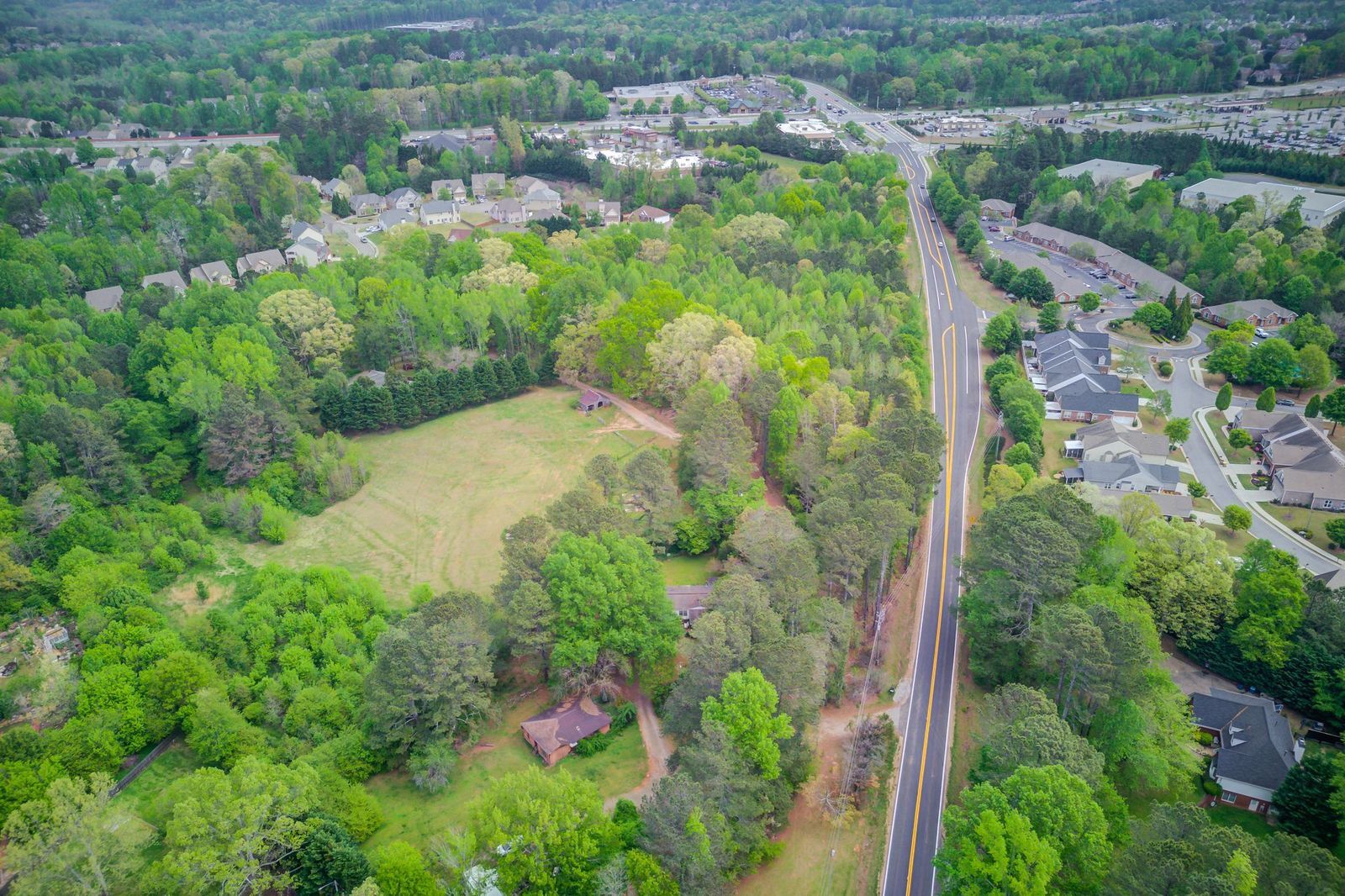 5692 Castleberry Rd, Cumming, GA à vendre Aérien- Image 1 de 30