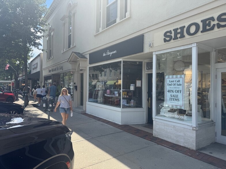 66 Pondfield Rd, Bronxville, NY for lease - Building Photo - Image 2 of 5