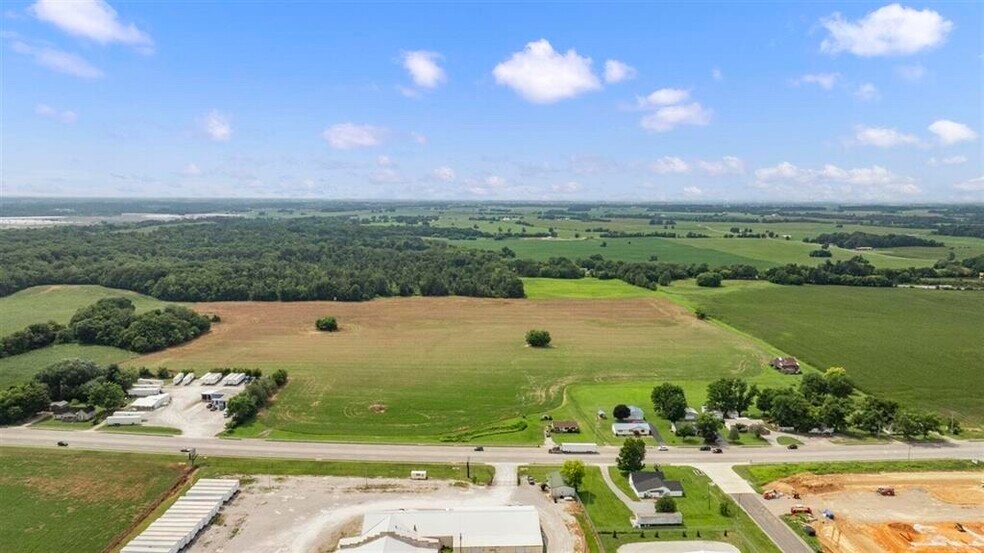 4785 Nashville Rd, Franklin, KY à vendre - Photo du bâtiment - Image 3 de 9