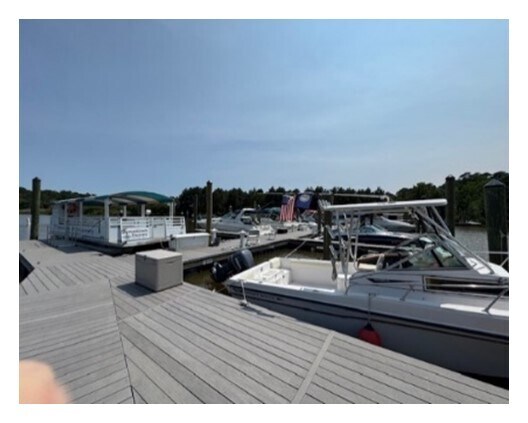 2054 Jamestown Rd, Williamsburg, VA à vendre - Photo du bâtiment - Image 2 de 20