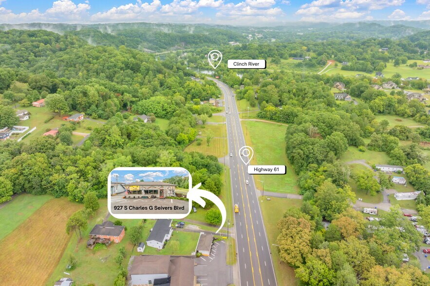 927 S Charles G Seivers Blvd, Clinton, TN à vendre - Photo du bâtiment - Image 2 de 32