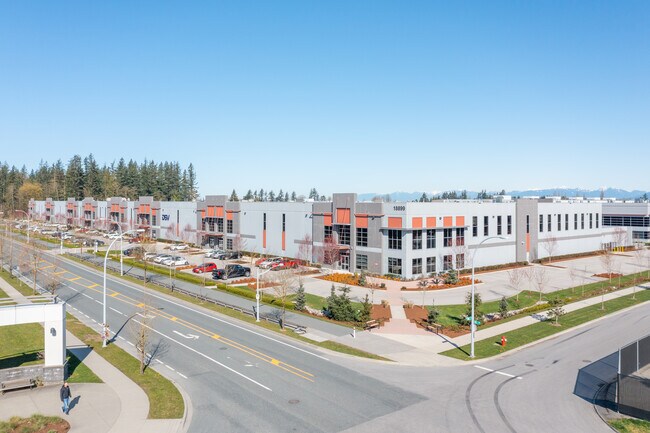 Plus de détails pour 18899 28 Av, Surrey, BC - Industriel à louer