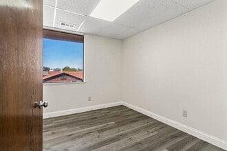 244 N Jackson Ave, San Jose, CA for lease Interior Photo- Image 1 of 10