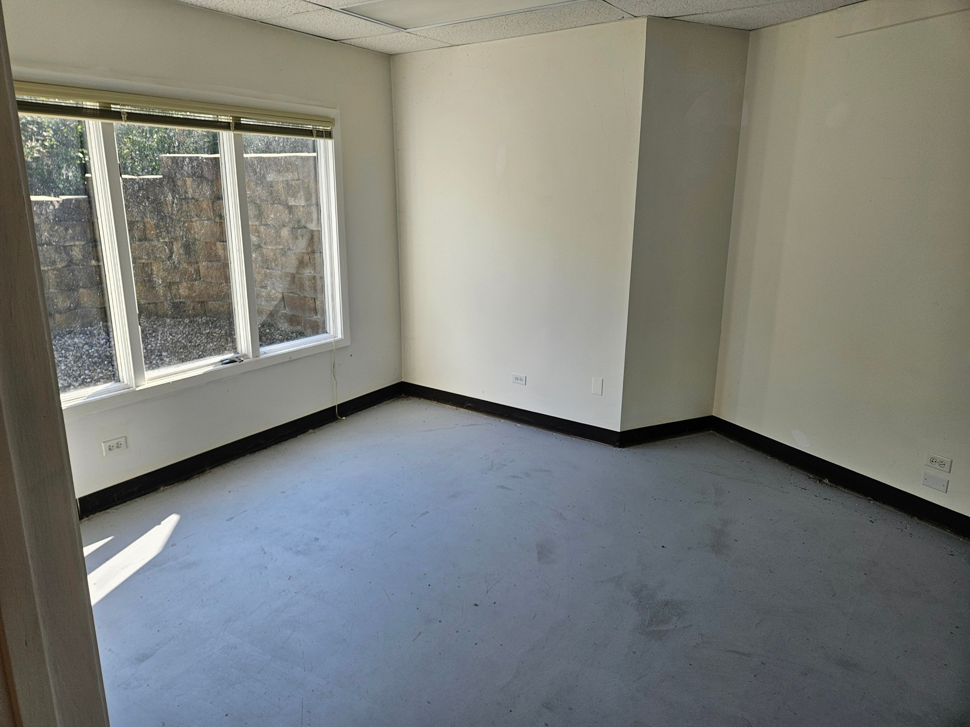 10600 W 143rd St, Orland Park, IL for lease Interior Photo- Image 1 of 2