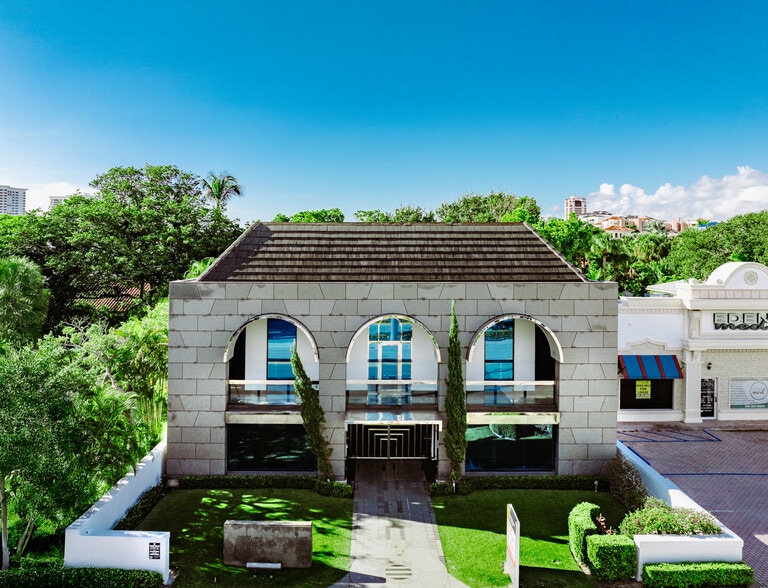 720 E Palmetto Park Rd, Boca Raton, FL for lease - Building Photo - Image 1 of 31
