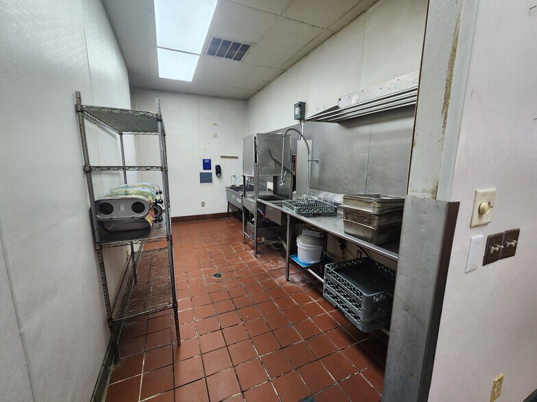 405 S Central Expy, Allen, TX à vendre - Photo intérieure - Image 2 de 12