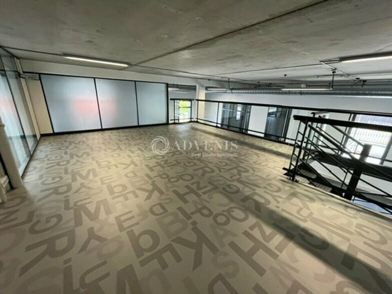 2 Rue George Sand, Fourqueux for lease - Interior Photo - Image 3 of 11