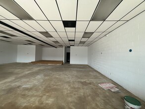 11001 N 99th Ave, Peoria, AZ à louer Photo intérieure- Image 2 de 2