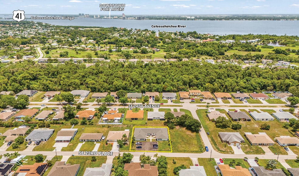 937 SE 23rd Pl, Cape Coral, FL for sale - Aerial - Image 3 of 7