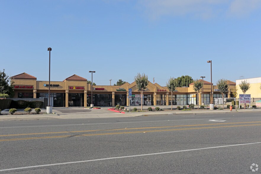 12220-12238 South St, Artesia, CA à louer - Photo principale - Image 1 de 15