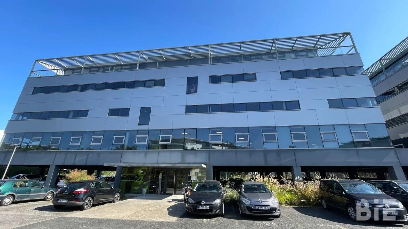 Office in Bruges for lease Building Photo- Image 1 of 5