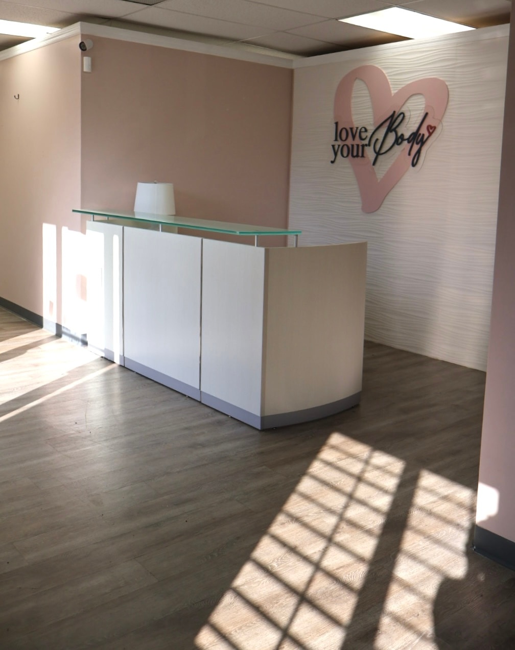 13555 Automobile Blvd, Clearwater, FL for lease Primary Photo- Image 1 of 22